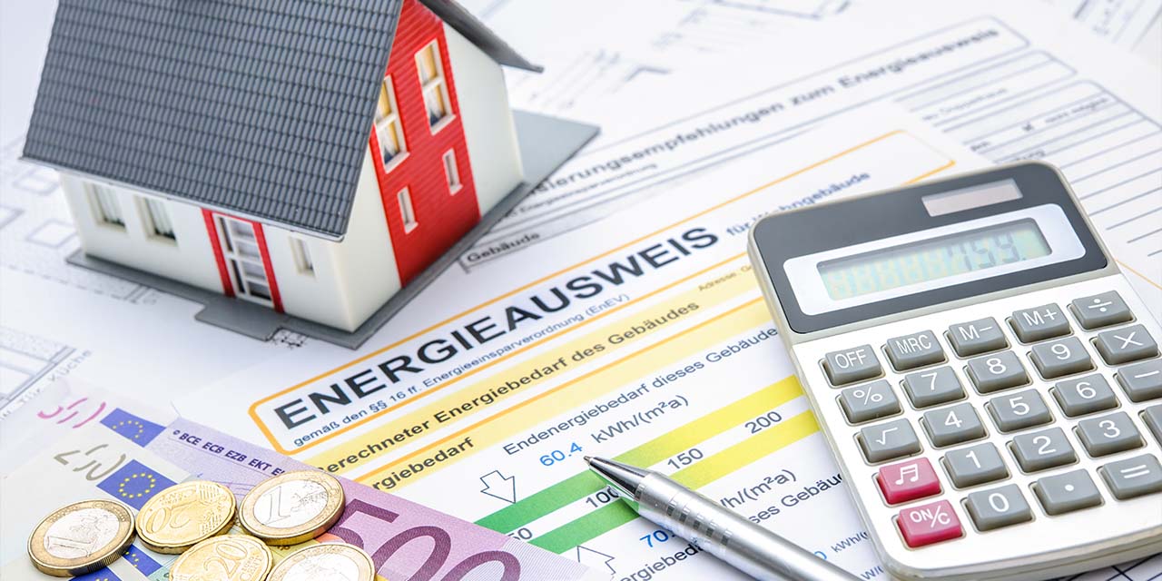 Markus Grefkes berechnet den Energiebedarf für Ihre Immobilie